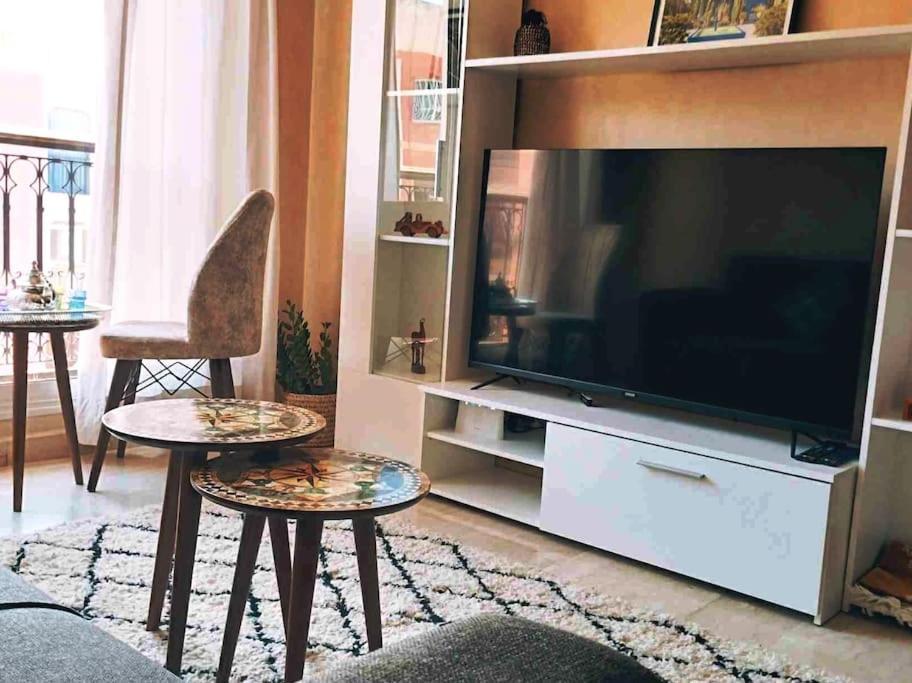 Bright In The Heart Of Marrakech-walk Everywhere Appartement